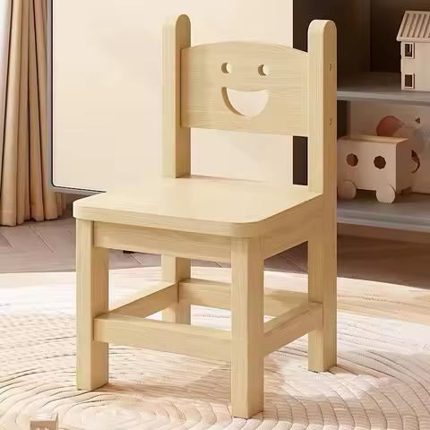 Chaise minois souriant